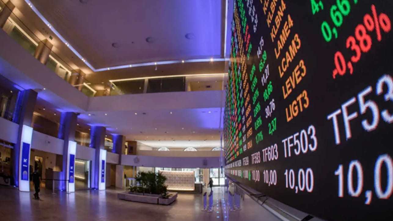 Ibovespa abaixo de 170 mil pontos: bancos e gestores avaliam cenário