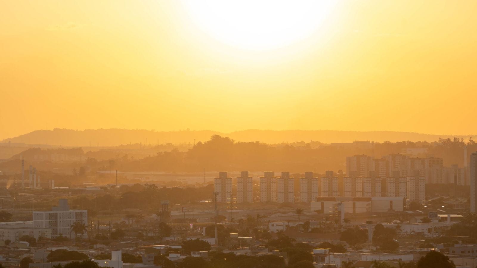 El Niño e aquecimento global devem trazer ao menos seis ondas de calor ao Brasil até o fim do ano