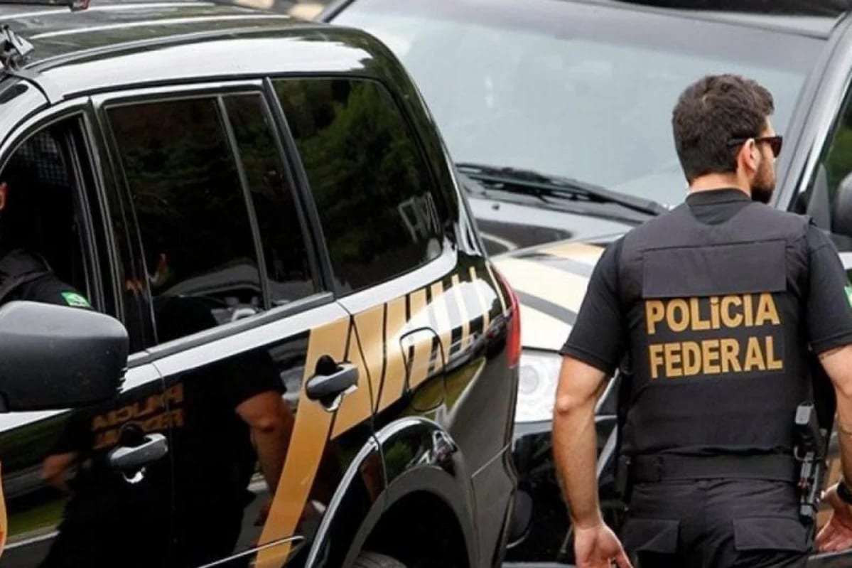 PF apreende R$ 357 mil em operação contra milícias e crime organizado