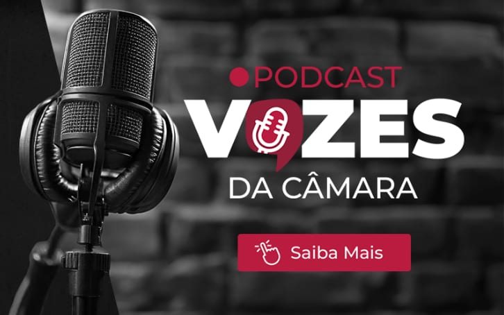 Podcast Vozes da Câmara estreia nova temporada com episódio sobre 50 anos da morte de JK