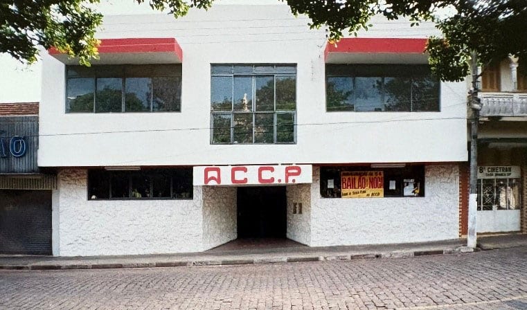 A primeira piscina da Associação Casa-branquense de Cultura Physica e Esportes