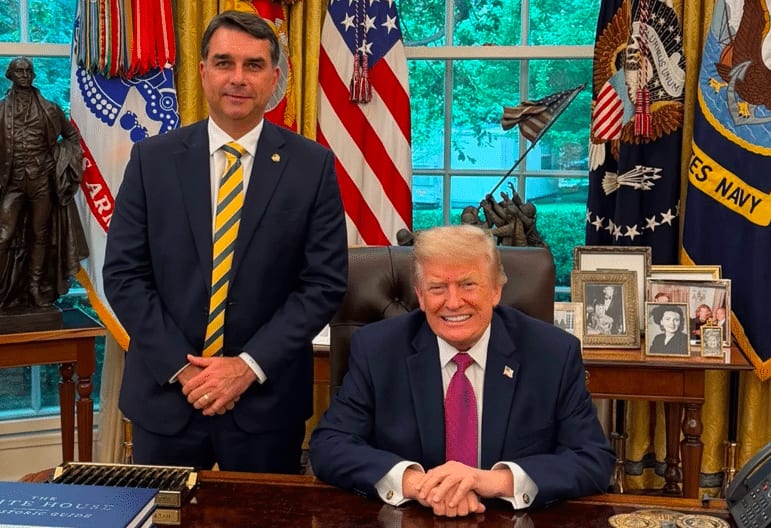 Americanos se revoltam com proteção de Trump a Flávio Bolsonaro e pedem deportação