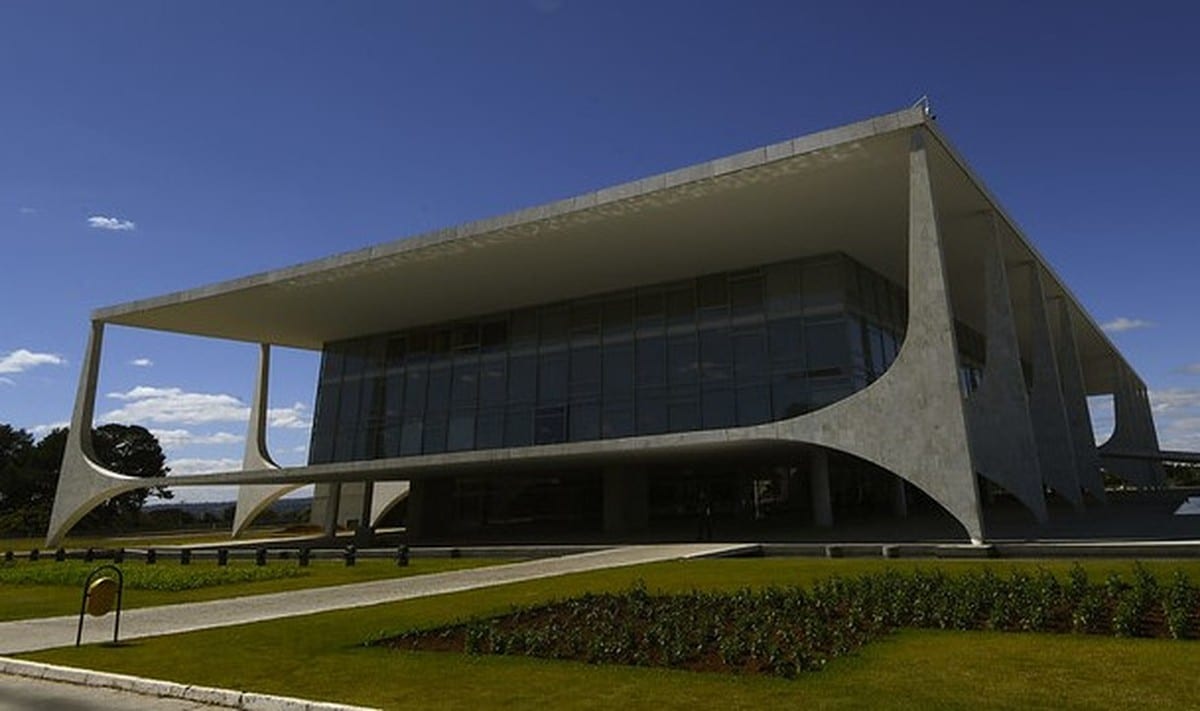 Governo projeta déficit primário de R$ 80,9 bilhões para 2026