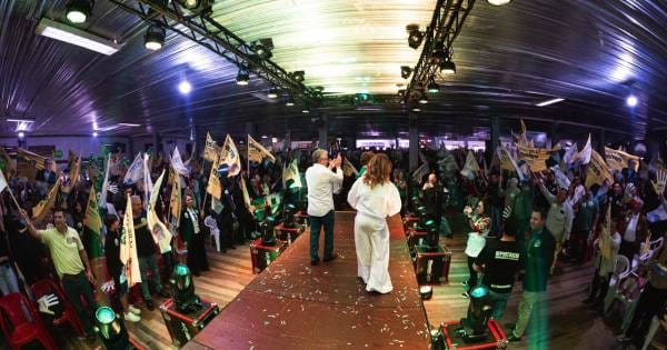 Multidão no lançamento da candidatura de Tiago Zilli em Araranguá