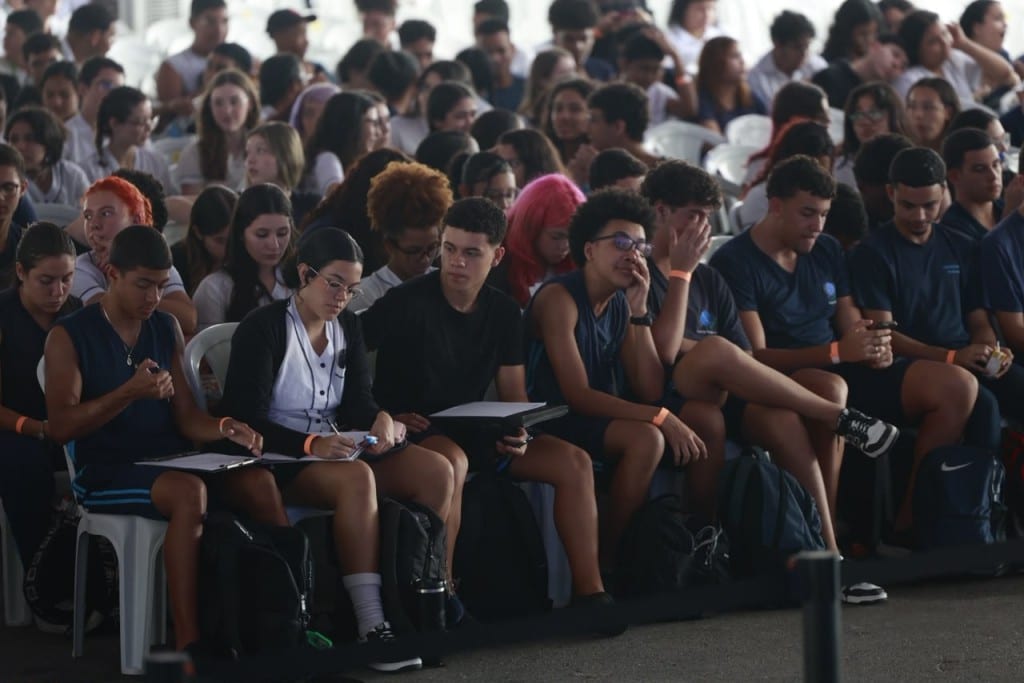 Cerca de 2 mil estudantes fizeram aulão do Enem no Parque Olímpico (30/9)