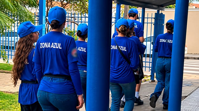 Câmara de Assis aprova nova Zona Azul; adolescentes da Fundação Futuro continuam nas ruas