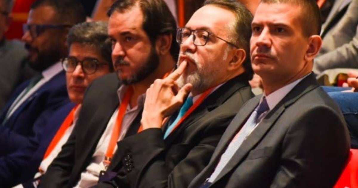 Flávio espera receber apoio de presidente do União e de deputado estadual mais votado do Rio