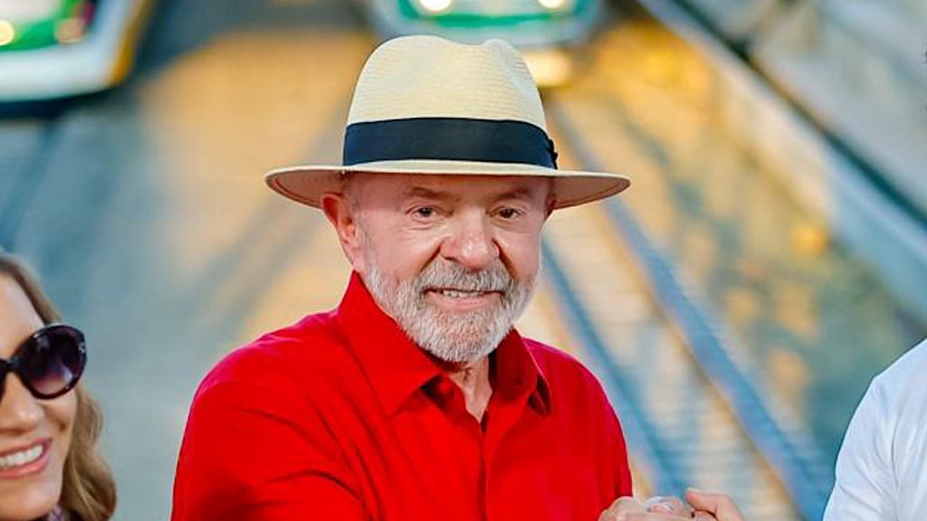Lula vence eleição na Nova Zelândia e Coreia do Sul