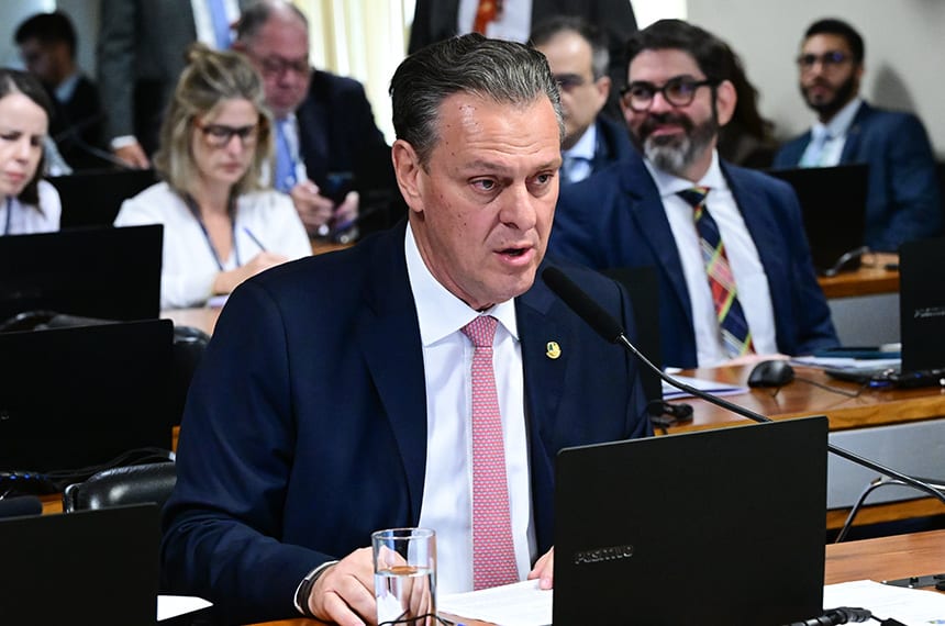 Senado analisa perdão de US$ 50,8 milhões da dívida da Bolívia