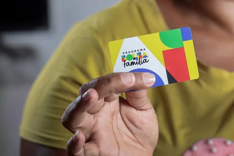 Atacado por Flávio Bolsonaro, Bolsa Família foi essencial para tirar o Brasil do Mapa da Fome