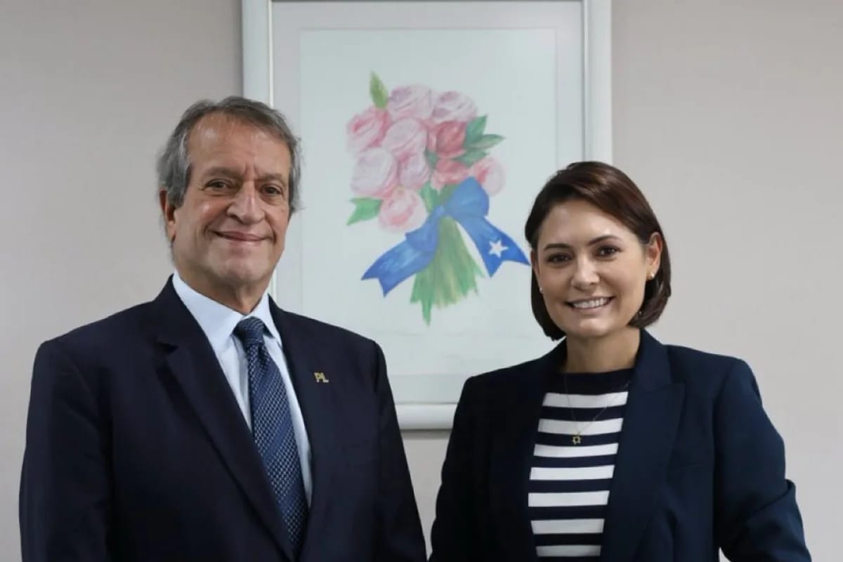 Com fuga de Flávio, bolsonarismo fica sem herdeiro e a direita se mexe