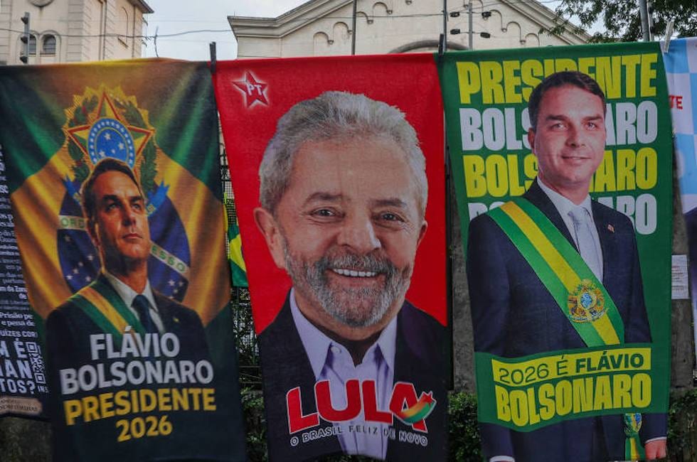 Datafolha: maioria dos brasileiros considera importante a participação de Lula e Flávio em debates