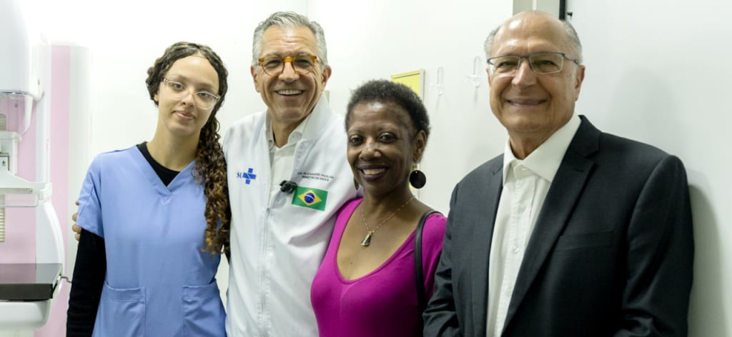 Ministério da Saúde leva exames para prevenção do câncer e vacinação a romeiros durante celebrações em Aparecida (SP)