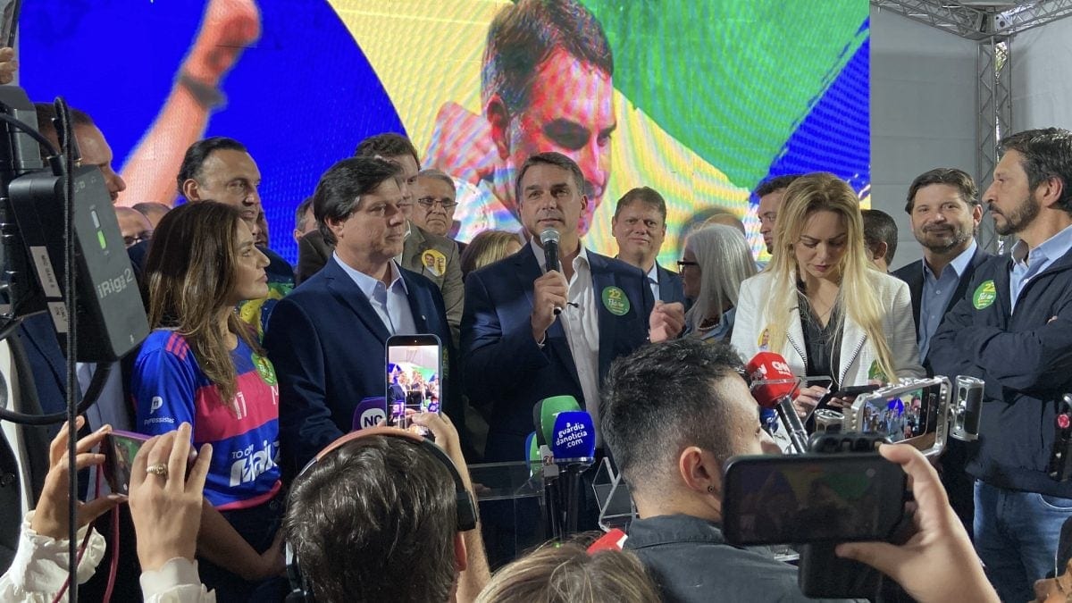 Flávio diz que pretende rever pontos da reforma tributária