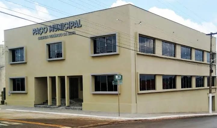 Buriti Alegre abre concurso com 102 vagas; salários até R$ 4.656,11