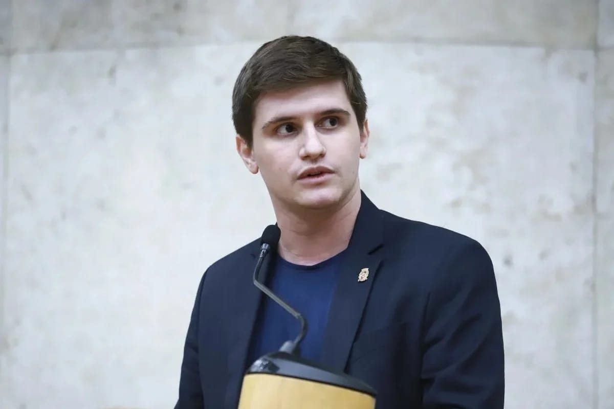 Deputado Pavanato diz nas redes sociais que não aceitará derrota e ameaça ministro do STF