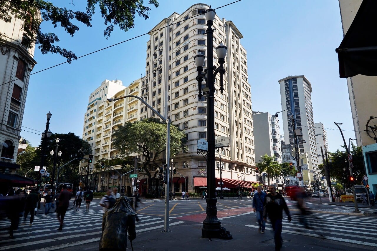 Lei Cidade Limpa completa 20 anos e reabre debate sobre flexibilização em SP