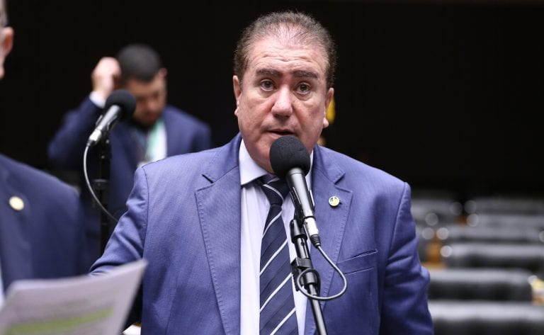Projeto fixa 15 dias para devedor contestar dívida na Justiça