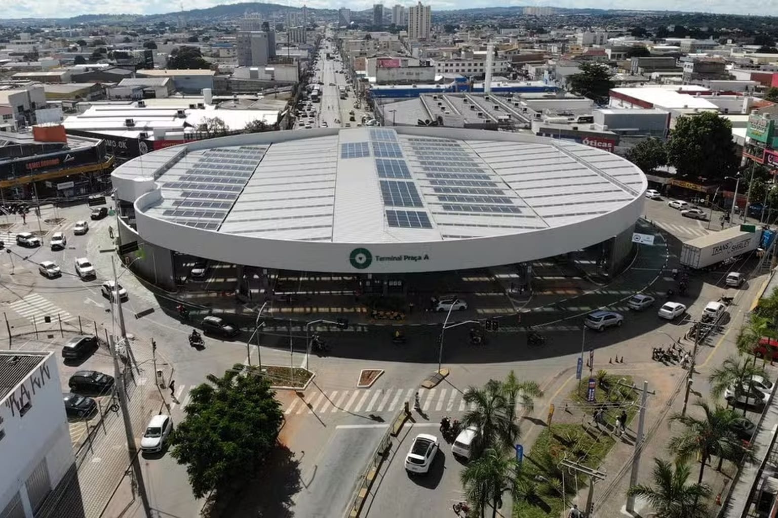 Terminal Praça A em Goiânia ganha nome do Atlético-GO; Vila Nova e Goiás podem ser os próximos
