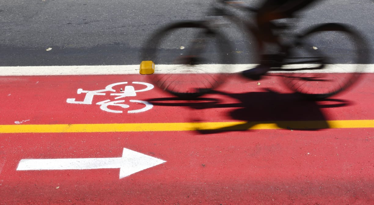 Recife testa programa que recompensa quem pedala; infra-estrutura cicloviária está estagnada
