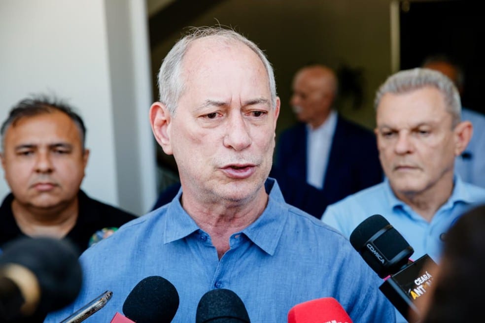 Ciro Gomes promete treinar contadores e advogados para a reforma tributária de 2027