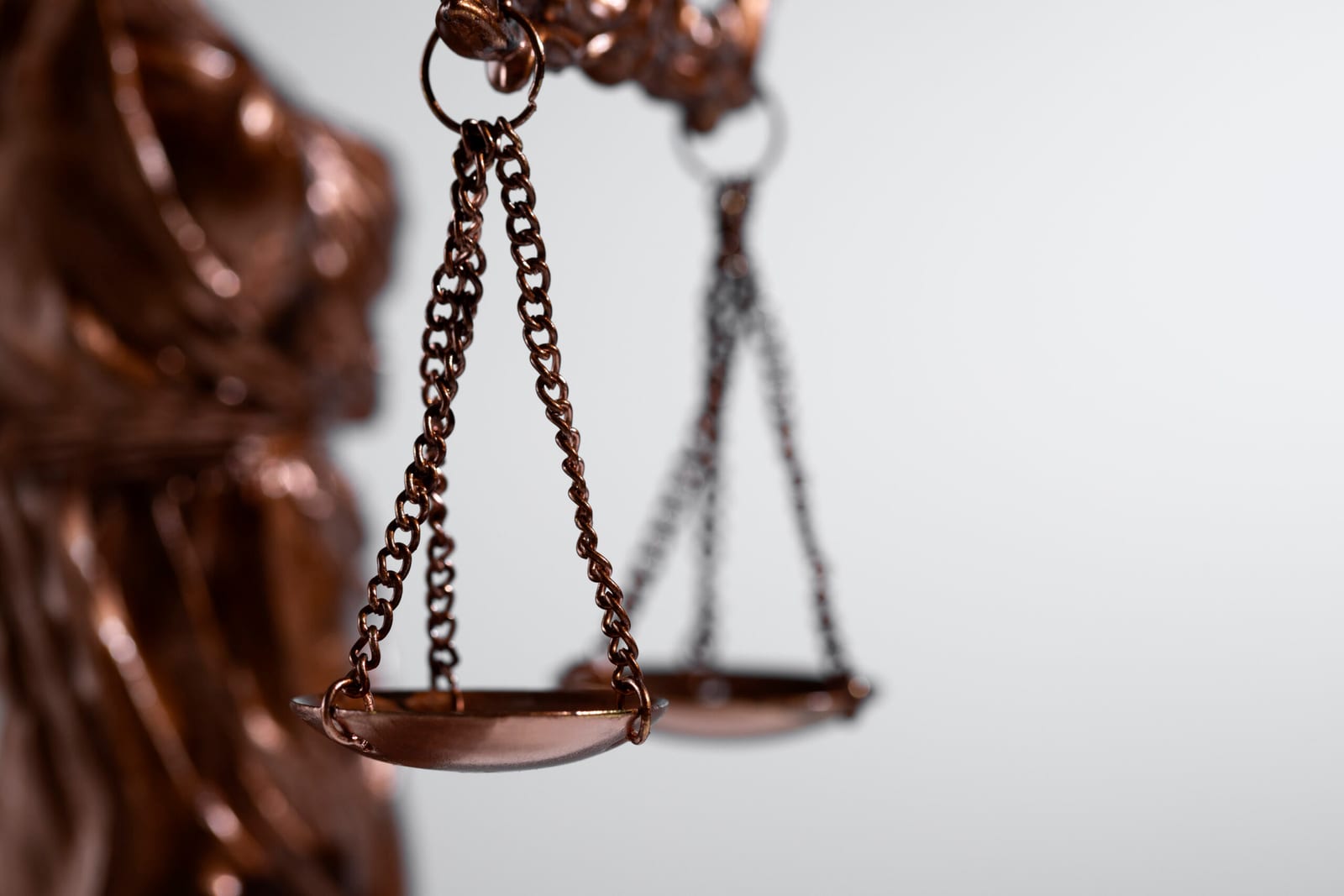 TST: vínculo bancário com empresa que usa trabalho escravo é competência da Justiça Federal