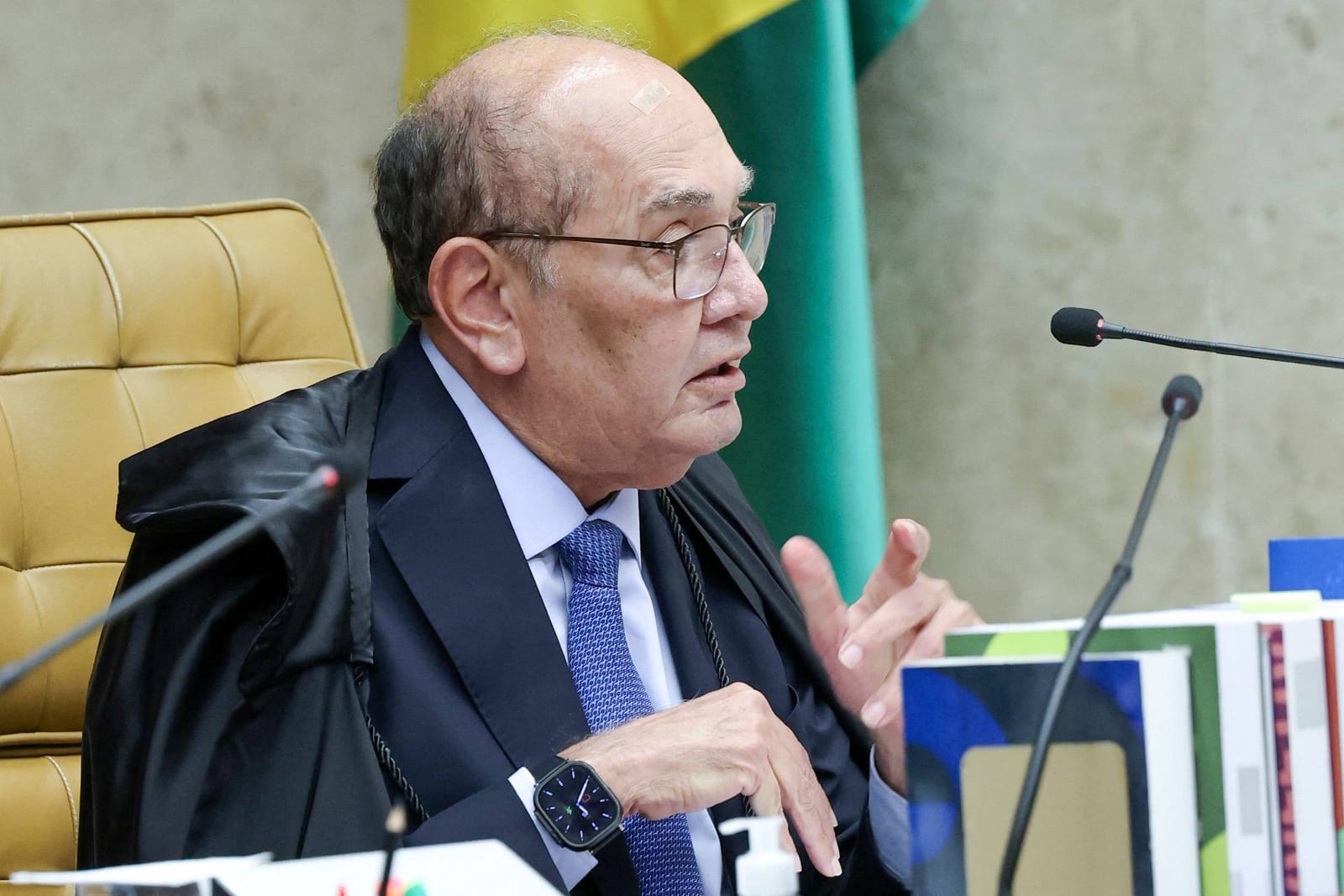 Gilmar Mendes chama André Mendonça de 'boneco de campanha' e 'pixuleco eleitoral'