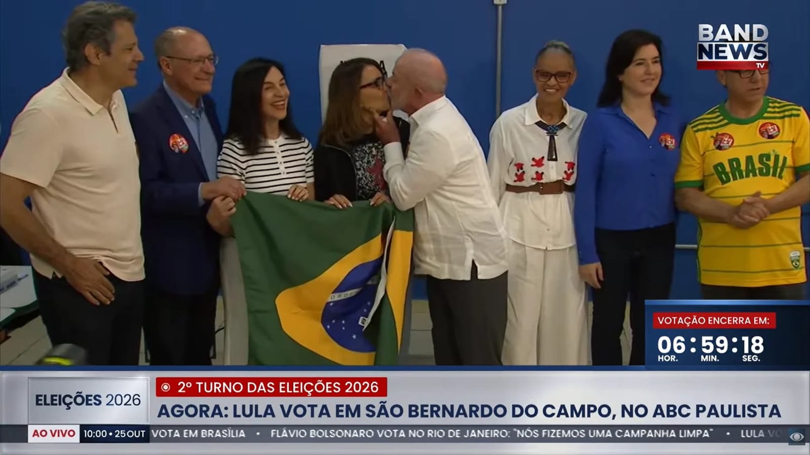 Lula vota em São Bernardo do Campo, no ABC Paulista