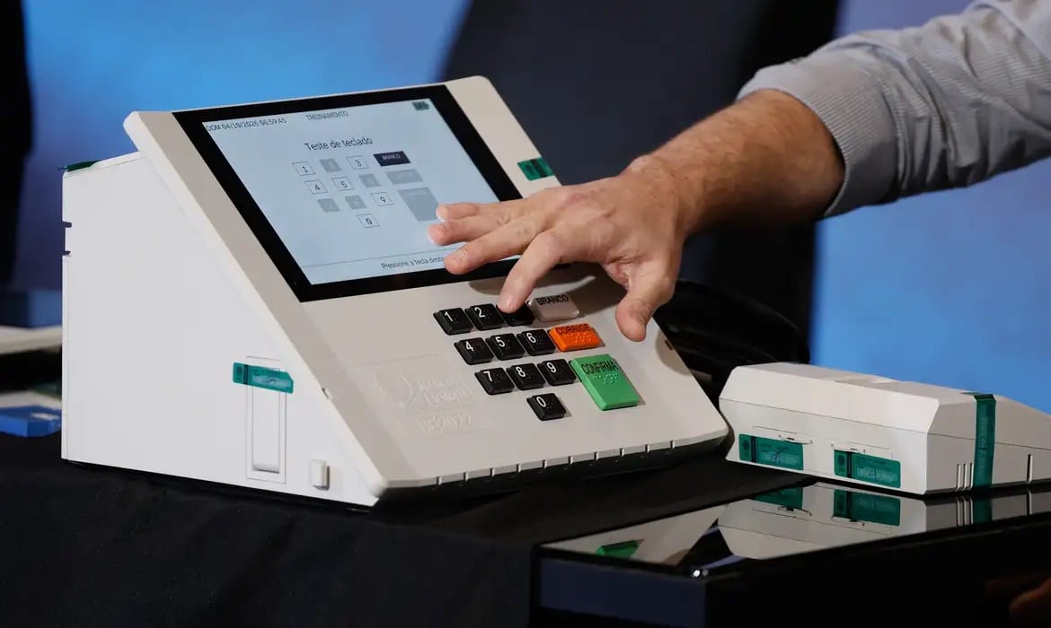 Goiás registra 35 urnas substituídas e duas prisões até 15h de 4/10