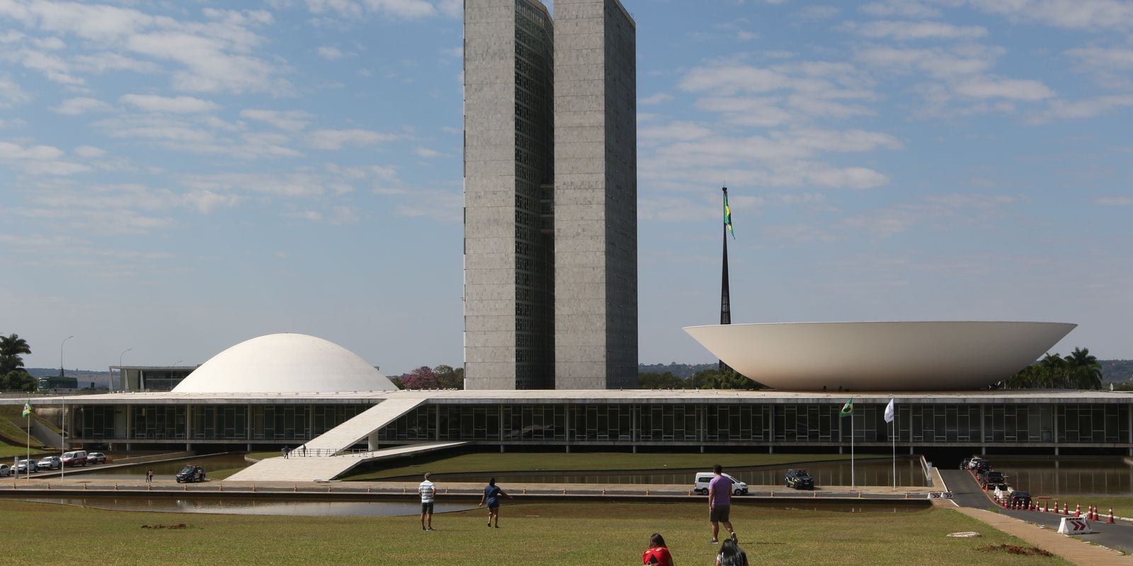Senado pode acelerar votação da PEC 221 sobre jornada de trabalho nesta quarta-feira