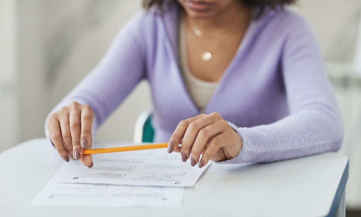 Projetos para concurso público em Farroupilha com 32 vagas disponíveis são protocolados na Câmara