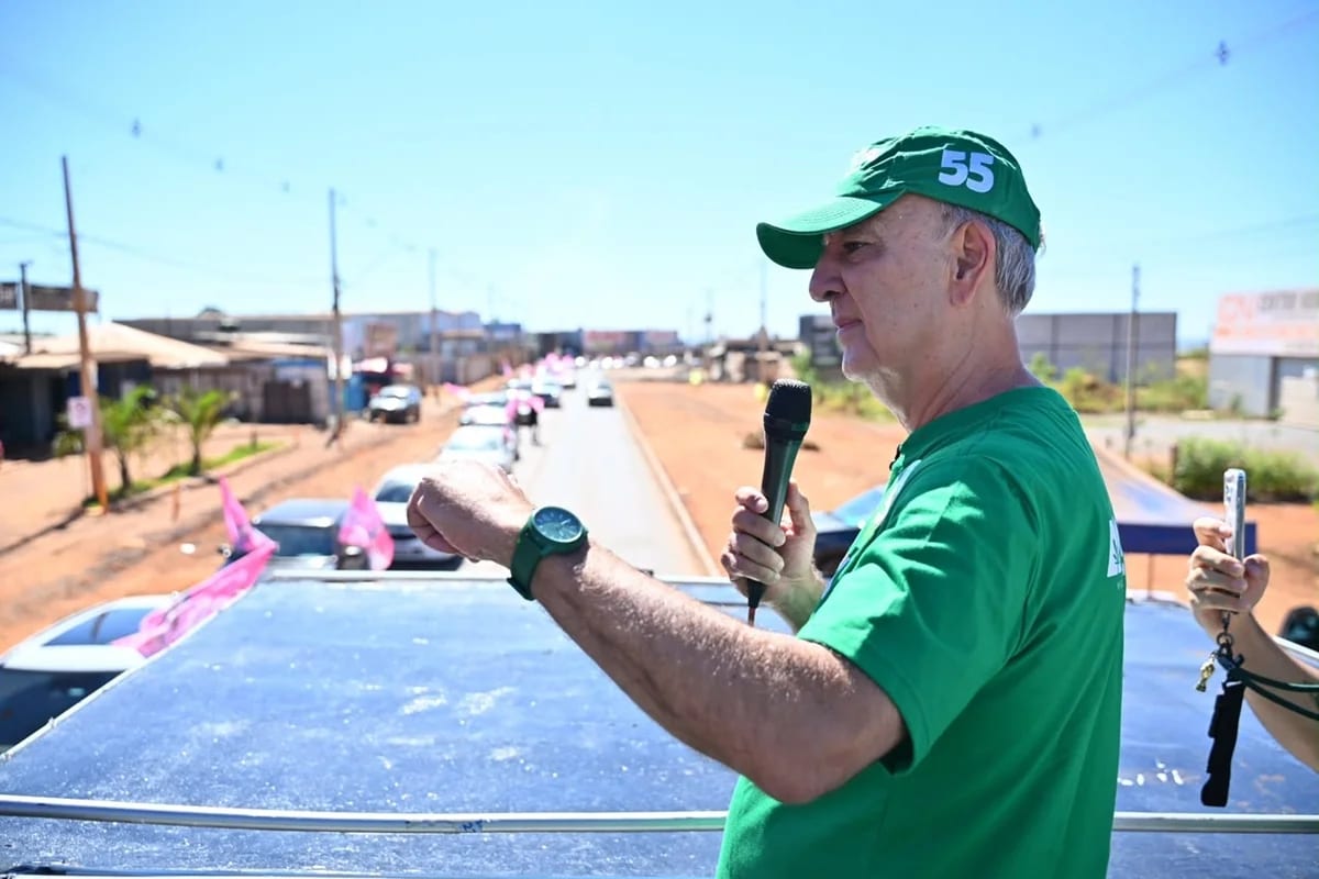 Arruda promete regularizar áreas e investir vendas em infraestrutura no DF
