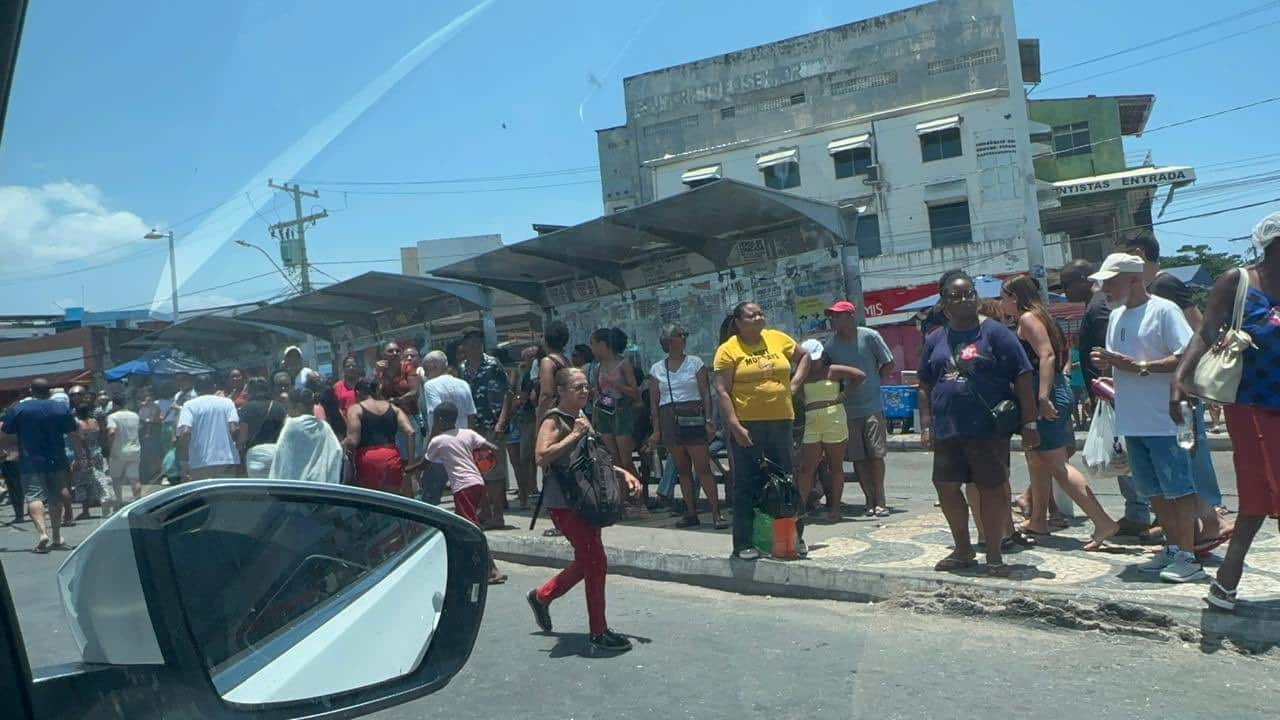 PT pede prisão do prefeito de Salvador por crime eleitoral após retenção de ônibus no dia do 2º turno