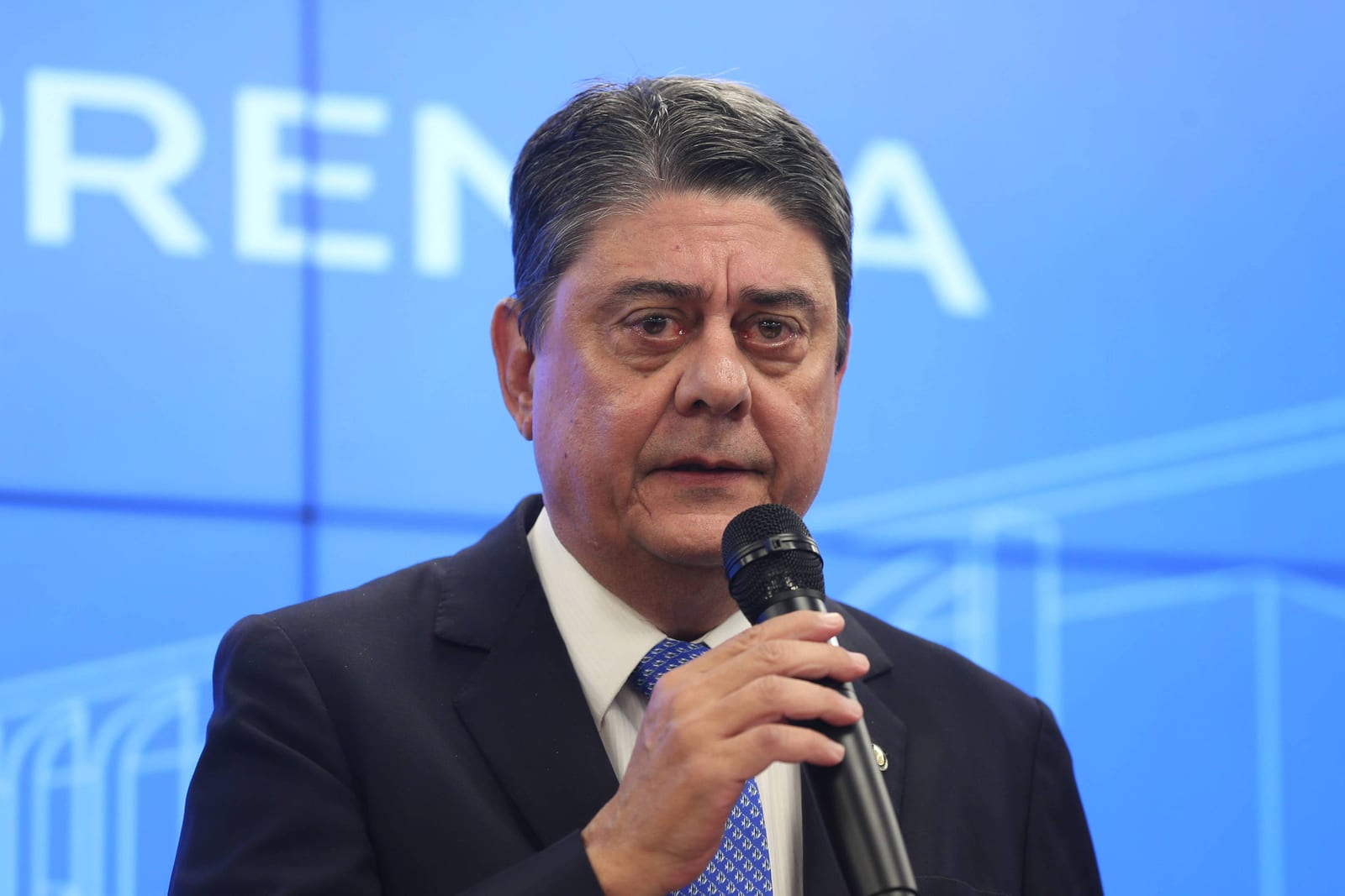 Presidente da ANS diz que orienta amigos a processarem planos de saúde