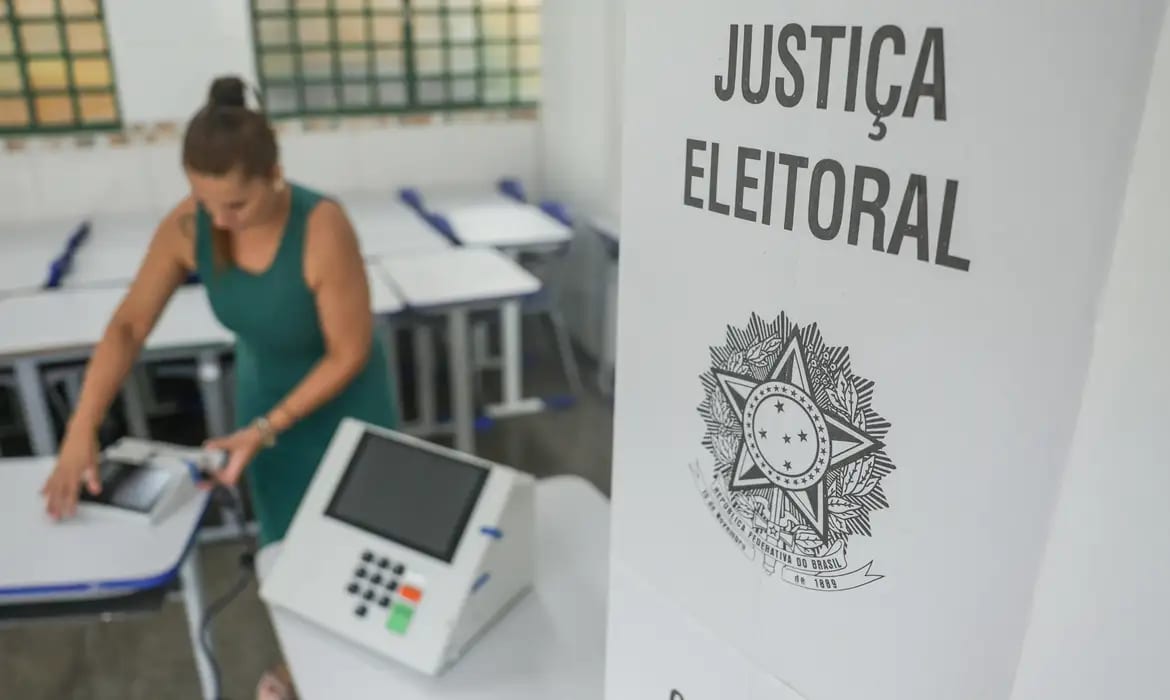 Propaganda eleitoral termina às 22h deste sábado; veja o que ainda é permitido