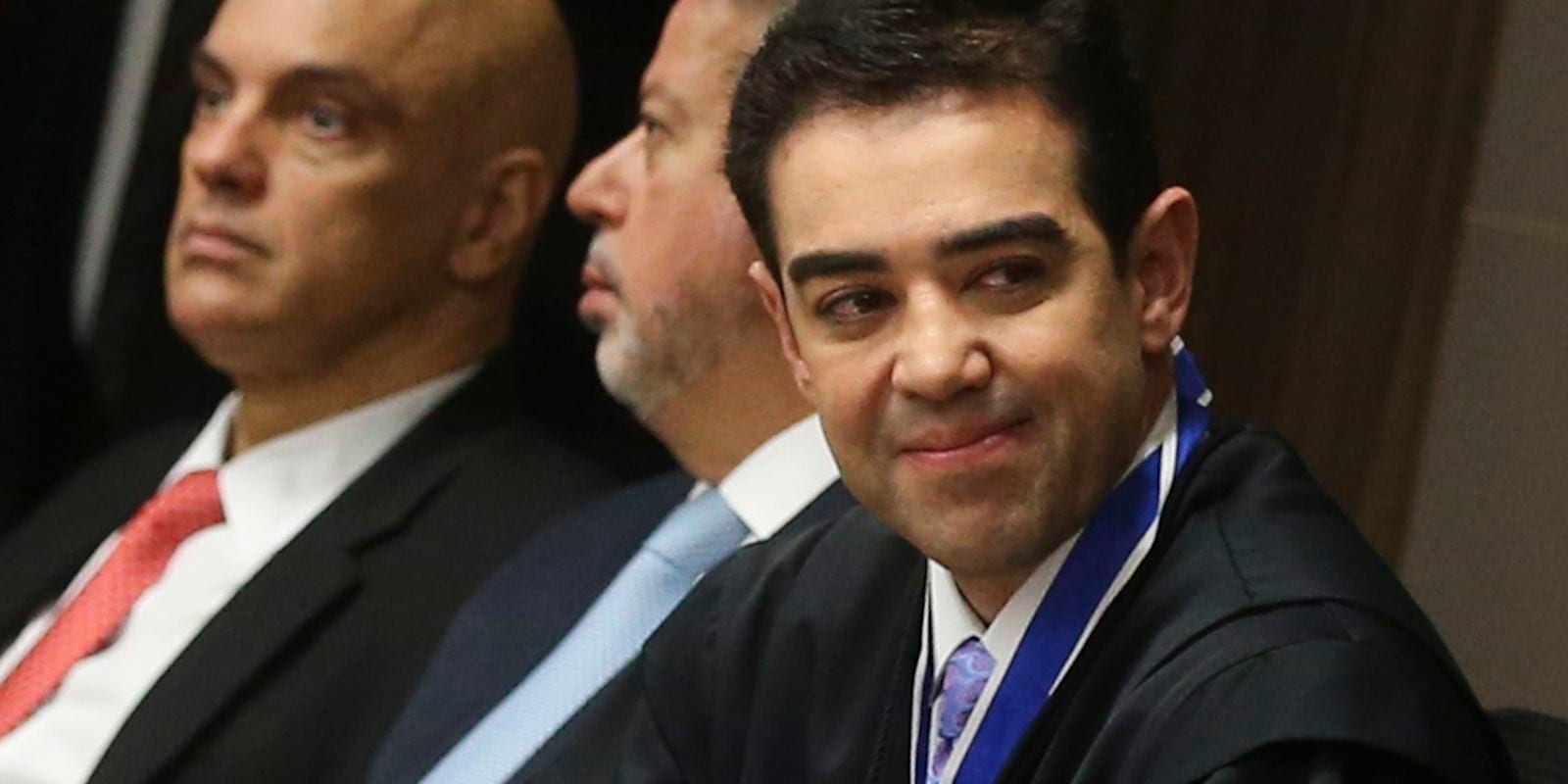 Bruno Dantas renuncia ao cargo de ministro do TCU