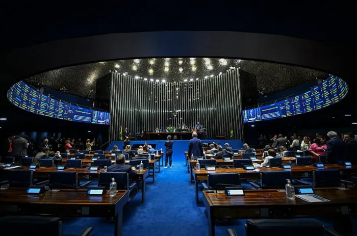 Em 2027, Senado terá 40 senadores novos e 14 reeleitos