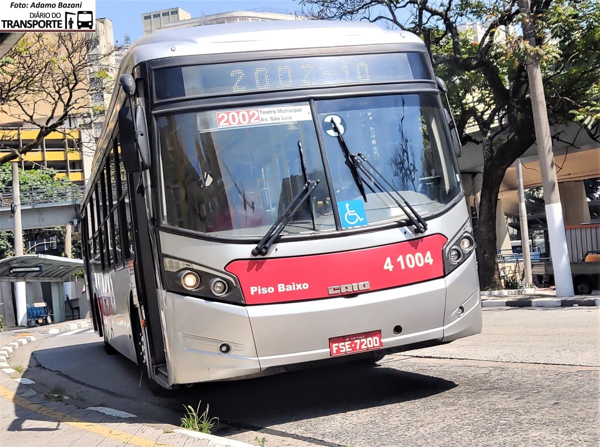 Câmara de SP aprova substitutivo que obriga empresas de ônibus a instalar copa e banheiro em terminais finais