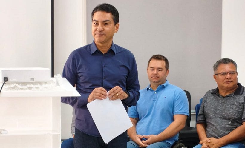 Marcos Pereira visita FEAV em Valinhos e recebe demandas do terceiro setor