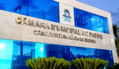 Servidores da Câmara de Patos param atividades em busca de melhorias