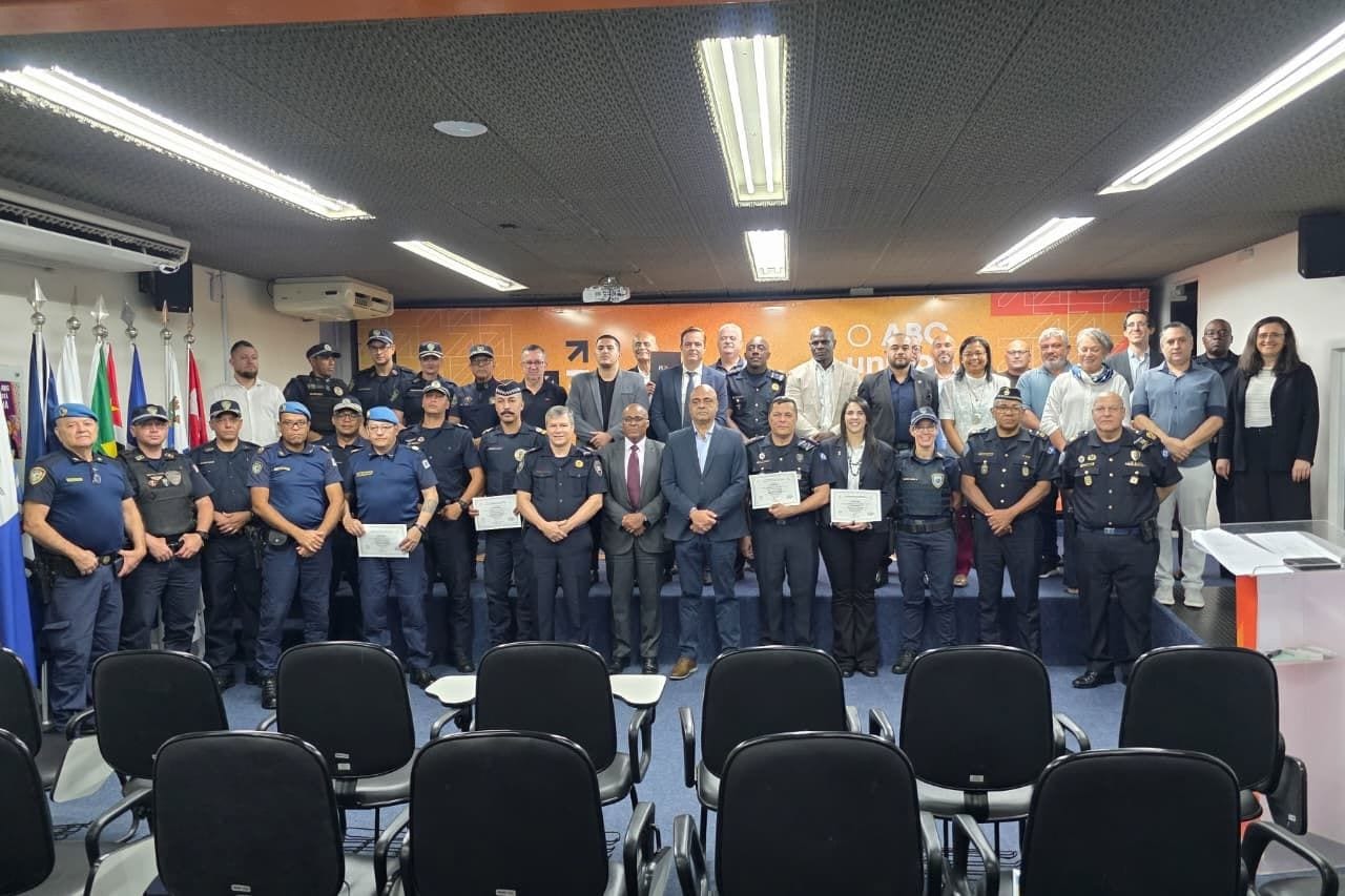 Consórcio ABC entrega certificados de corregedoria às GCMs dos sete municípios