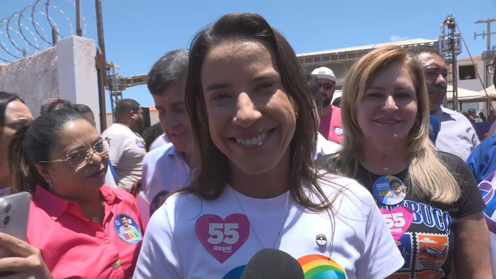 Raquel Lyra promete telemedicina e oncologia no Sertão