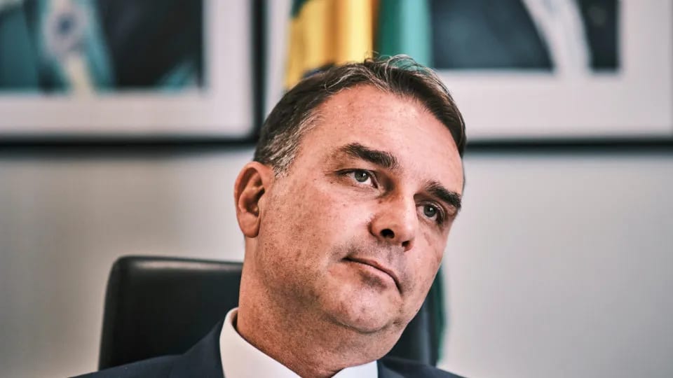 Vitória de Flávio Bolsonaro pode comprometer cinema brasileiro, alerta Variety