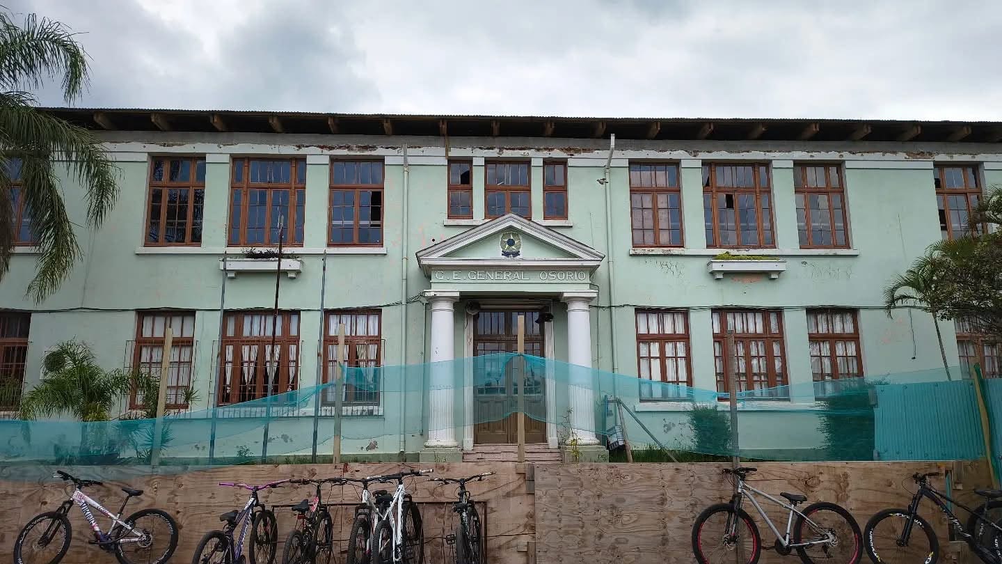 Vereadores de Osório visitam obras na Escola General Osório e cobram agilidade na conclusão