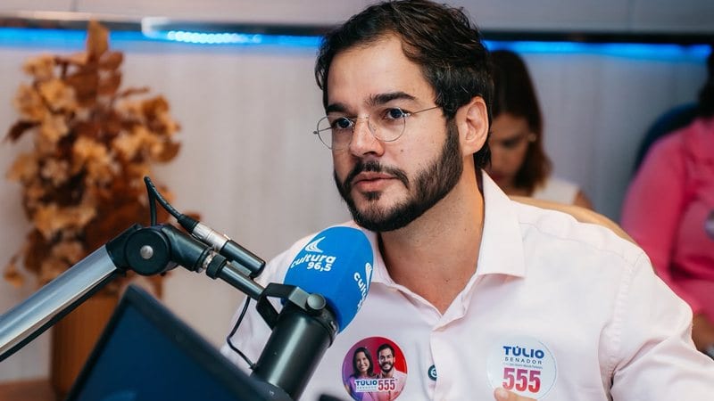Túlio Gadêlha defende federalizar a educação e chama Raquel Lyra de progressista