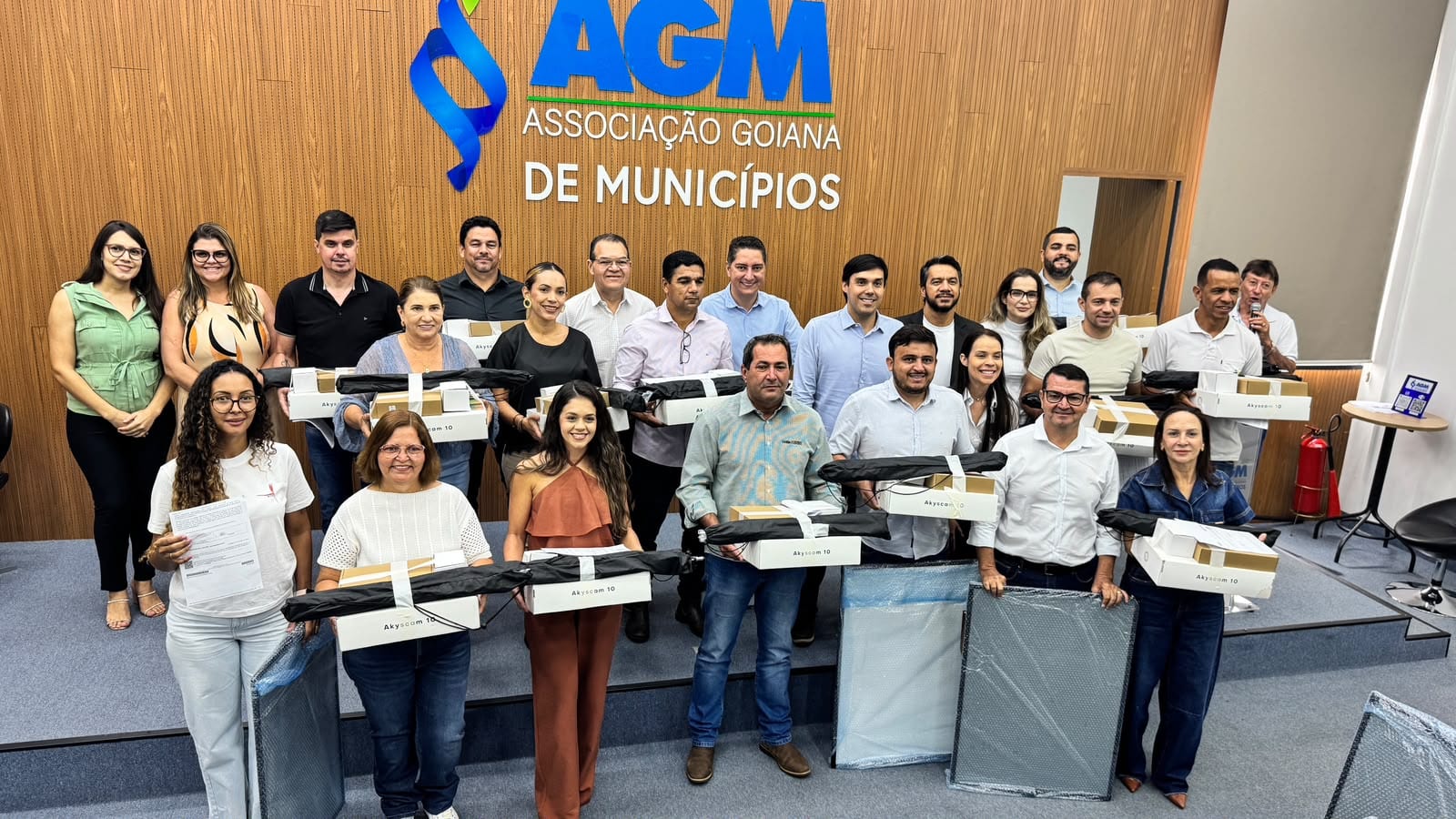 Municípios goianos passam a emitir a nova Carteira de Identidade Nacional
