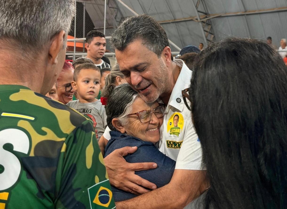 Luciano Oliveira é reeleito deputado com 24.472 votos