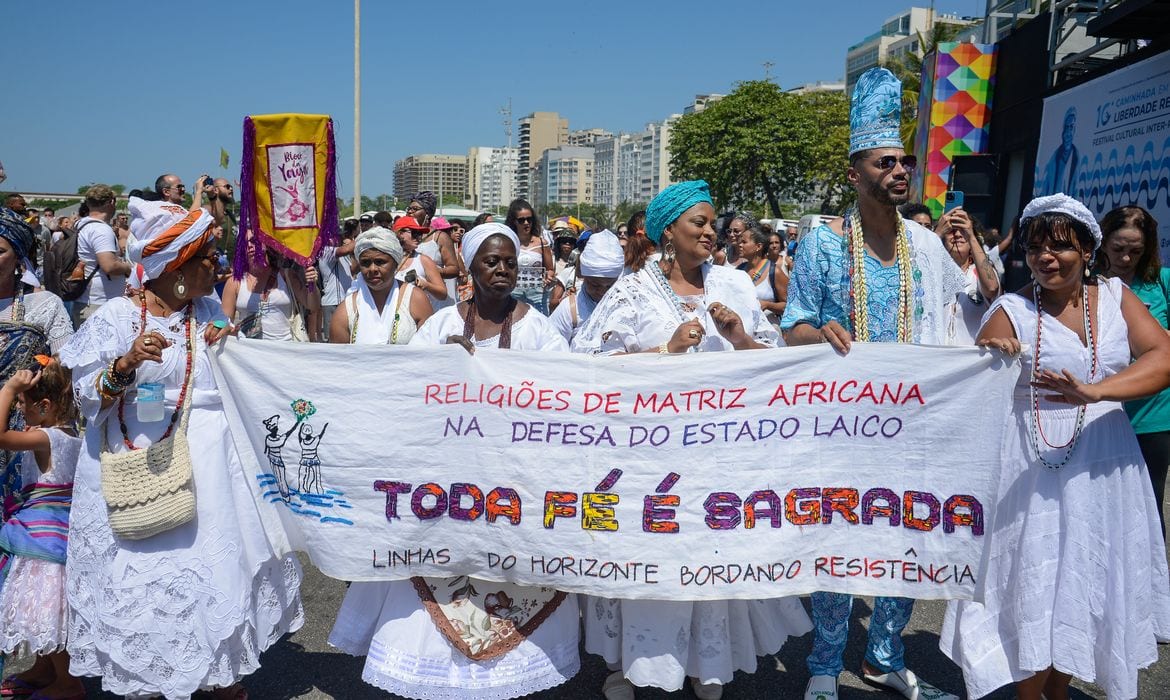 BRASIL. Racismo e intolerância religiosa pautam debate eleitoral