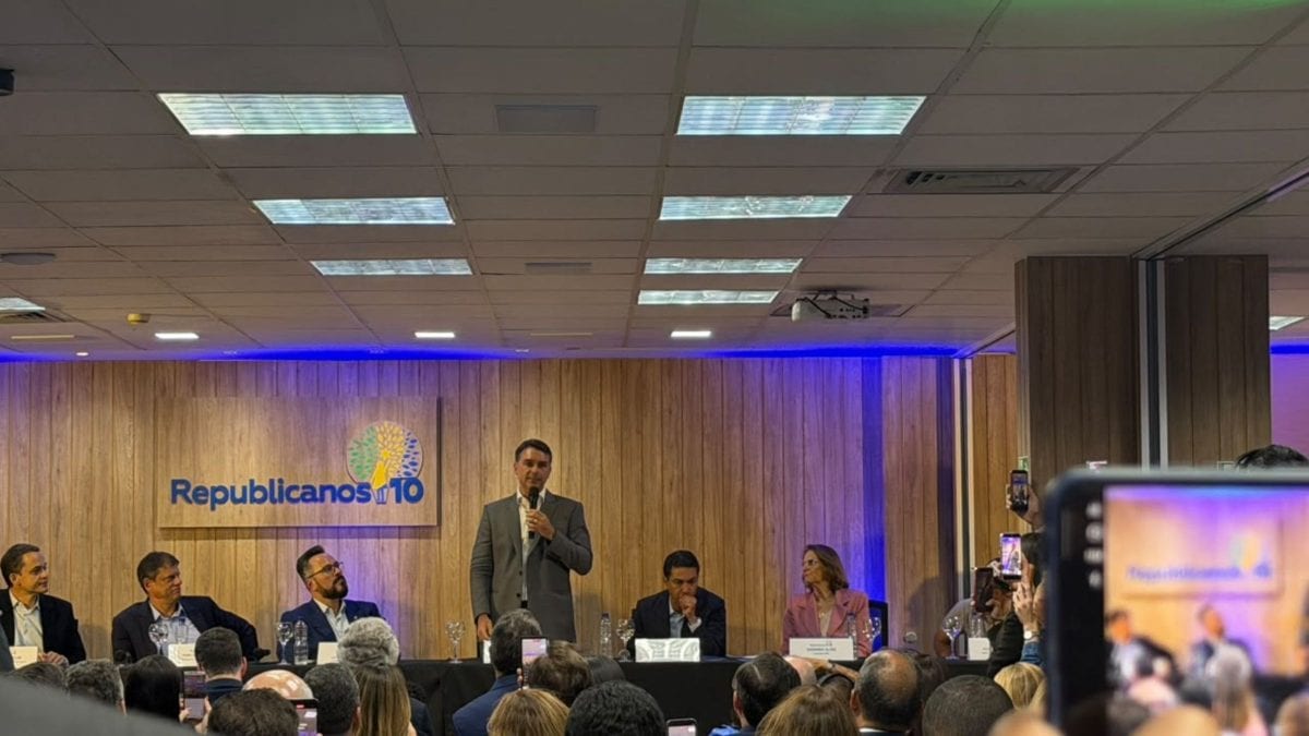 Flávio revela ameaça de traficante a eleitores do PL e diz que criminoso será alvo de operação: ‘Não adianta chorar’