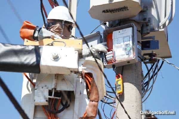 Enel é multada em R$ 11,4 milhões por apagões em São Paulo; empresa ainda pode recorrer